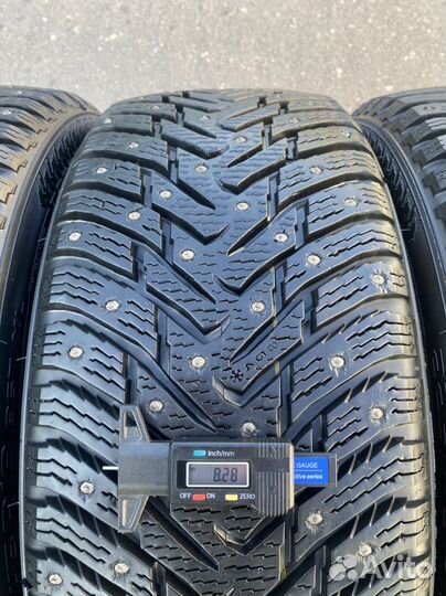Nokian Tyres Hakkapeliitta 8 225/45 R19 96T