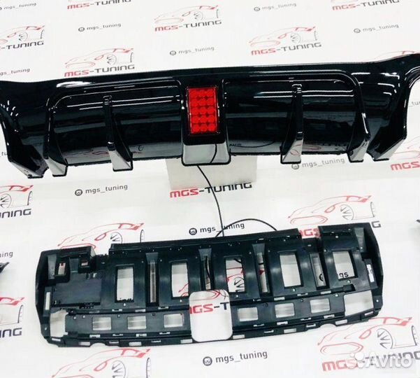 Диффузор с насадками (B) черный Mercedes w205