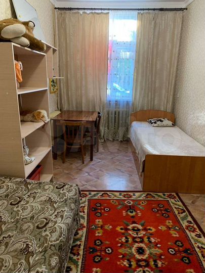 2-к. квартира, 48 м², 1/2 эт.