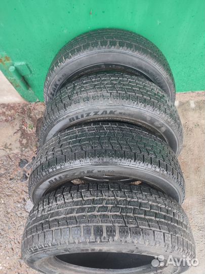 Bridgestone Blizzak WS-50 185/65 R15