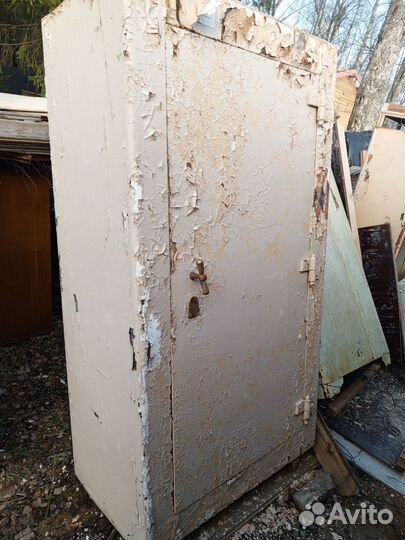 Оружейный сейф бу