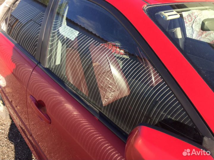 Стекло двери Mazda 6 GG