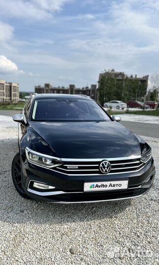 Volkswagen Passat 2.0 AMT, 2022, 14 000 км