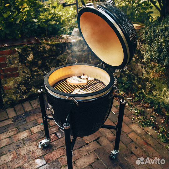 Керамический гриль Monolith Junior Black PRO 2.0