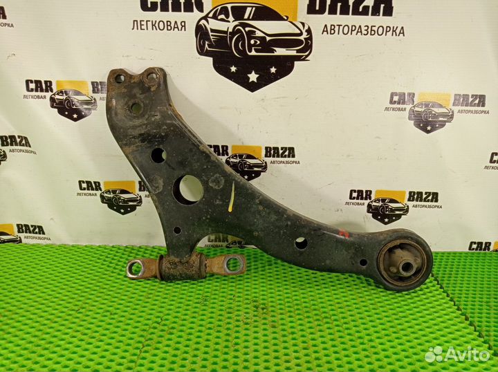 Рычаг передний правый R