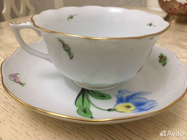 Фарфоровая чайная пара