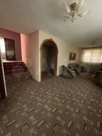 Дом 400 м² на участке 5,5 сот.