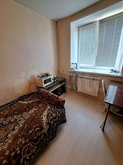 Комната 13 м² в 4-к., 5/5 эт.