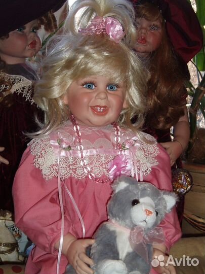 Коллекционная кукла от fayzah spanos