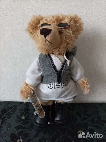 Мишка на подставке