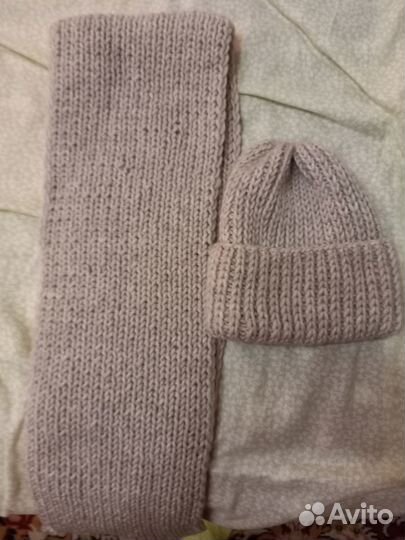 Комплект шапка с шарфом