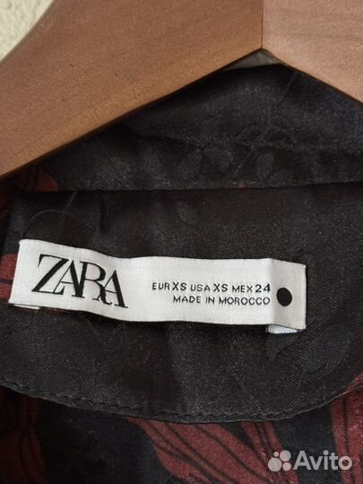 Атласная блузка zara