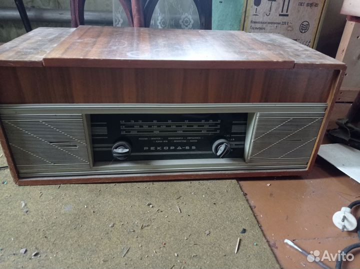 Радиола рекорд 65