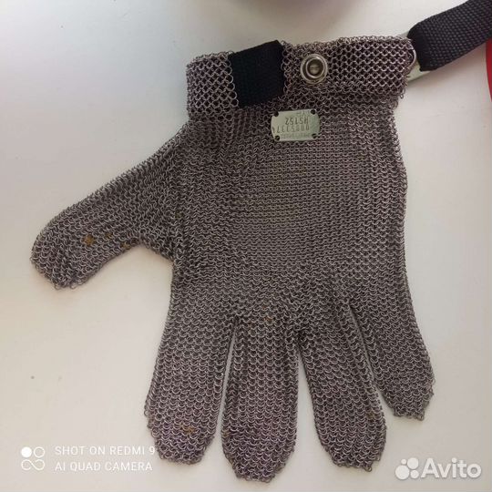 Кольчужная перчатка