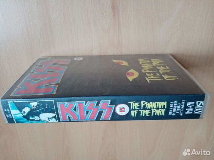 Kiss - The Phantom OF The Park- VHS