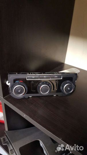 Блок управления отопителем VW Jetta