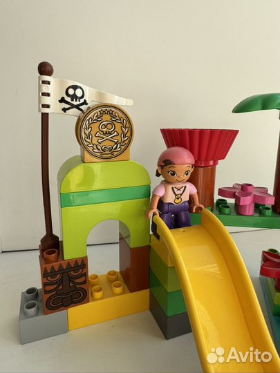 Конструктор lego duplo пираты,золушка,пчела майя