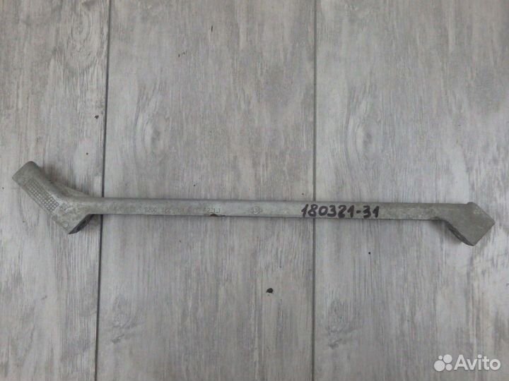 Кронштейн генератора Megane II / Рено Меган