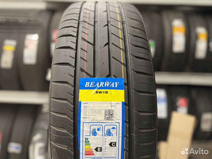 Bearway BW118 255/40 R20 137T