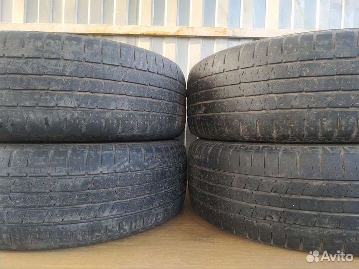 Continental ContiCrossContact LX 215/65 R16