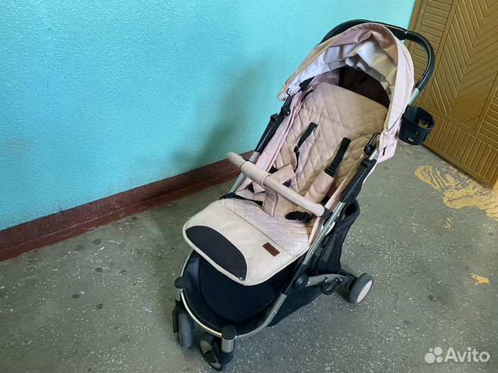 Прогулочная коляска nuovita snello