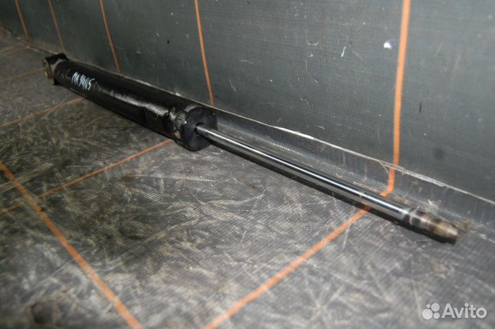 Амортизатор задний -Volkswagen Polo