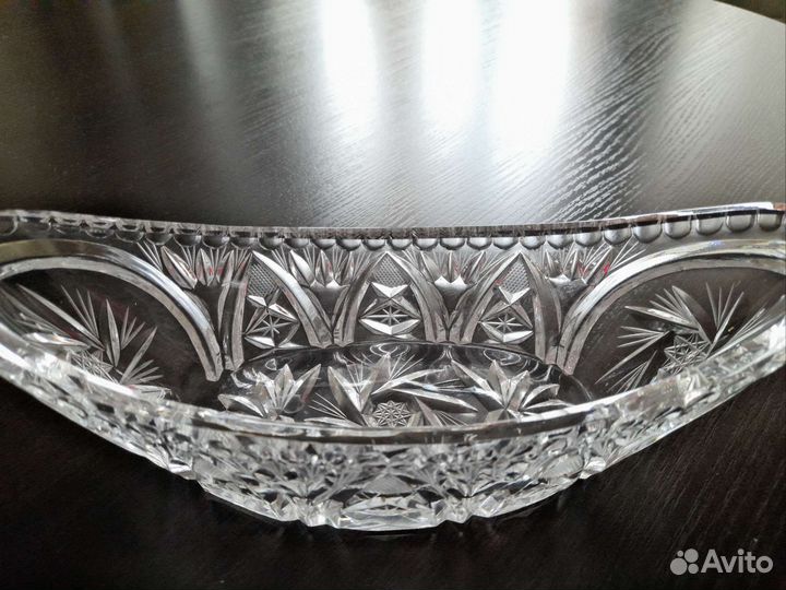 Хрустальная ваза