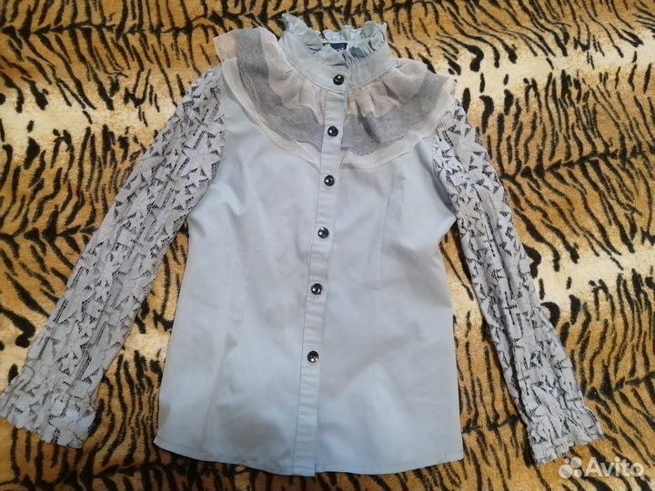Продам нарядные школьные рубашки для девочки