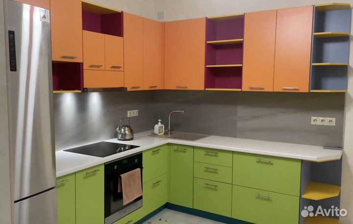 Продам кухню