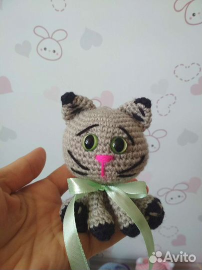 Вязаный котик