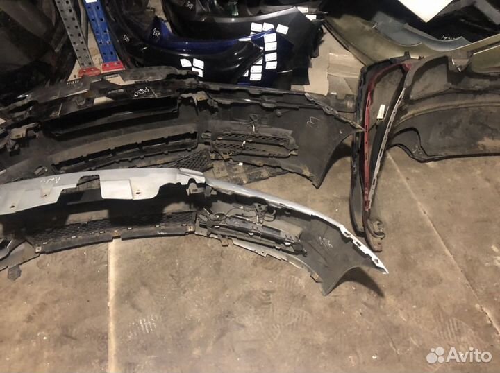 Бампер передний на Jaguar XF