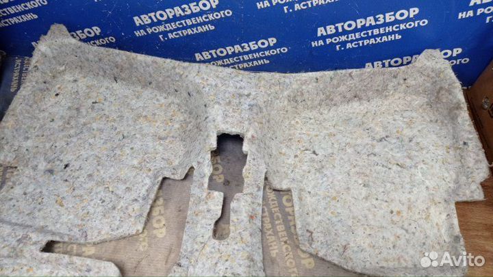 Утеплитель пола Toyota Rav4 кроссовер 2010