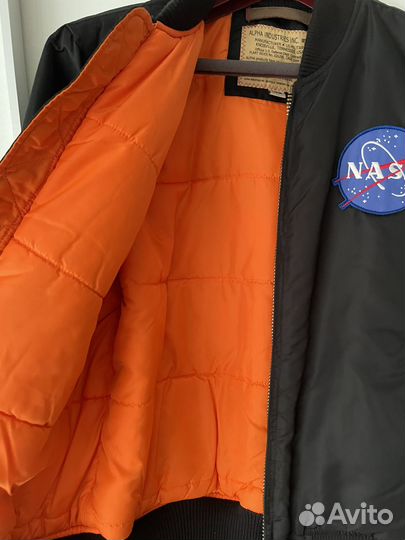 Бомбер Alpha Industries MA-1 nasa