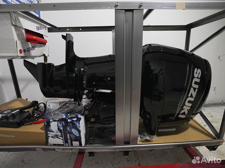 Лодочный мотор Suzuki DF90ATL в наличии