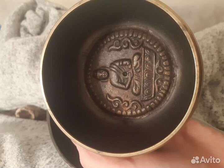 Поющая чаша