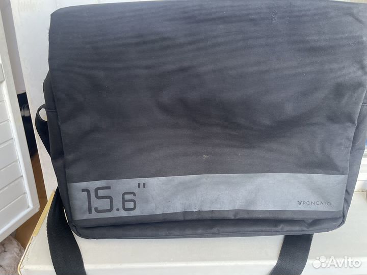 Мужская наплечная сумка для ноутбука и документов