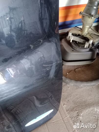 Дверь toyota ractis