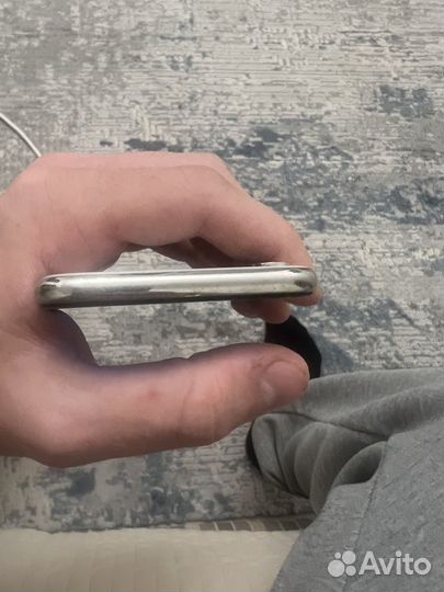 iPhone X, 256 ГБ