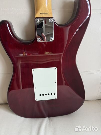 Продаю электрогитару Fender Stratocaster Japan ST6