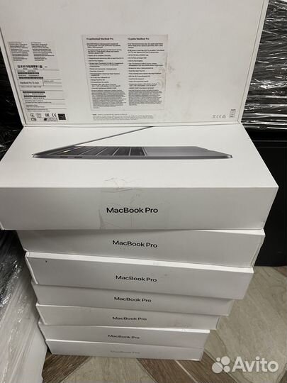 Техника и мебель компании Game Insight