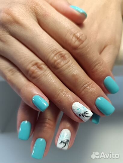 Мастер маникюра и педикюра