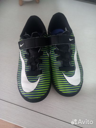 Футбольные бутсы nike 31 размер