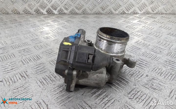 Заслонка дроссельная Skoda Superb 2 2011