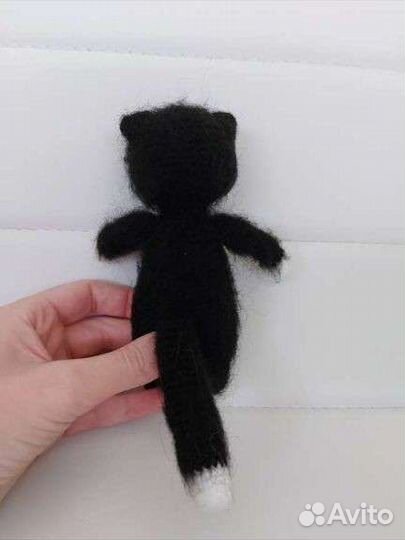 Кот Черный на Удачу, любой