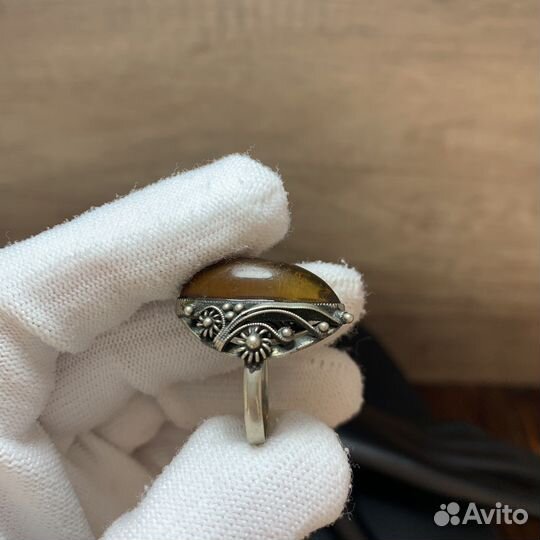 Кольцо С Янтарным Камнем Ретро