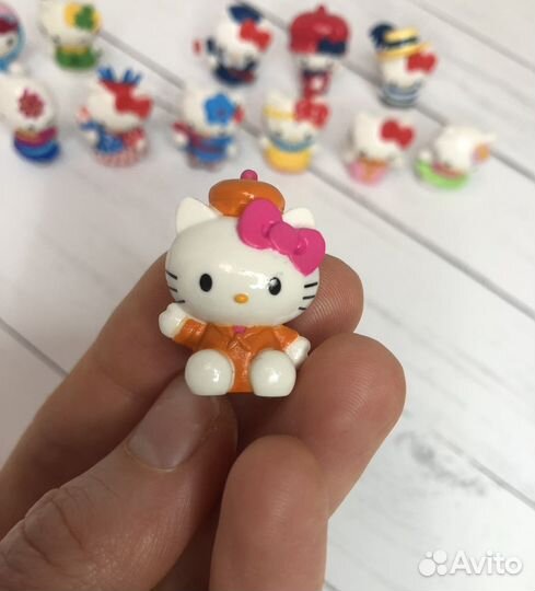 Продано Hello kitty серия чупа чупс