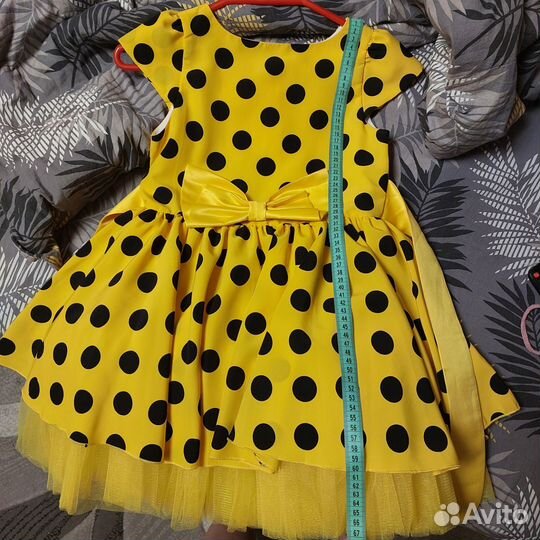 Платье в стиле стиляги для девочки желтое в горох