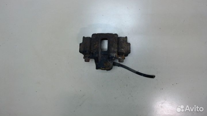 Суппорт Toyota FJ Cruiser, 2007