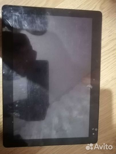 В хорошем состоянии, всё работает