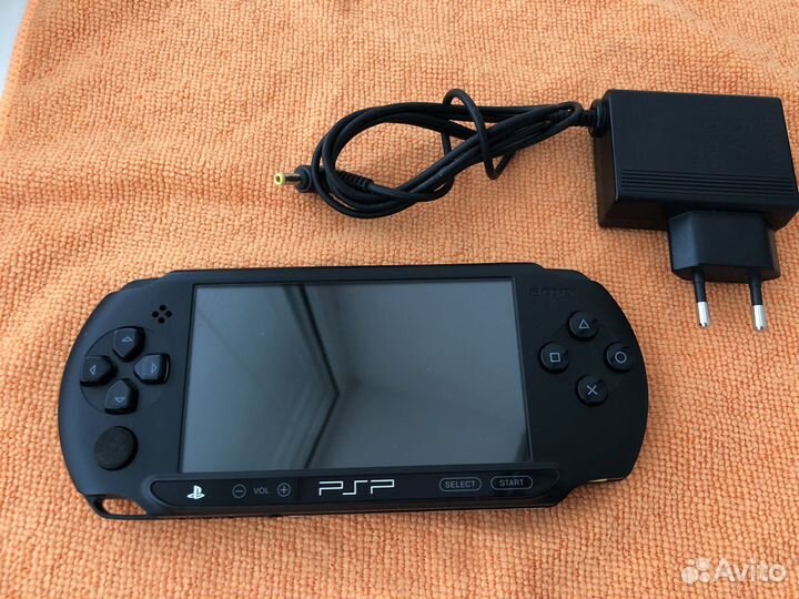 Sony PlayStation Portable E-1008(PSP Street) Black